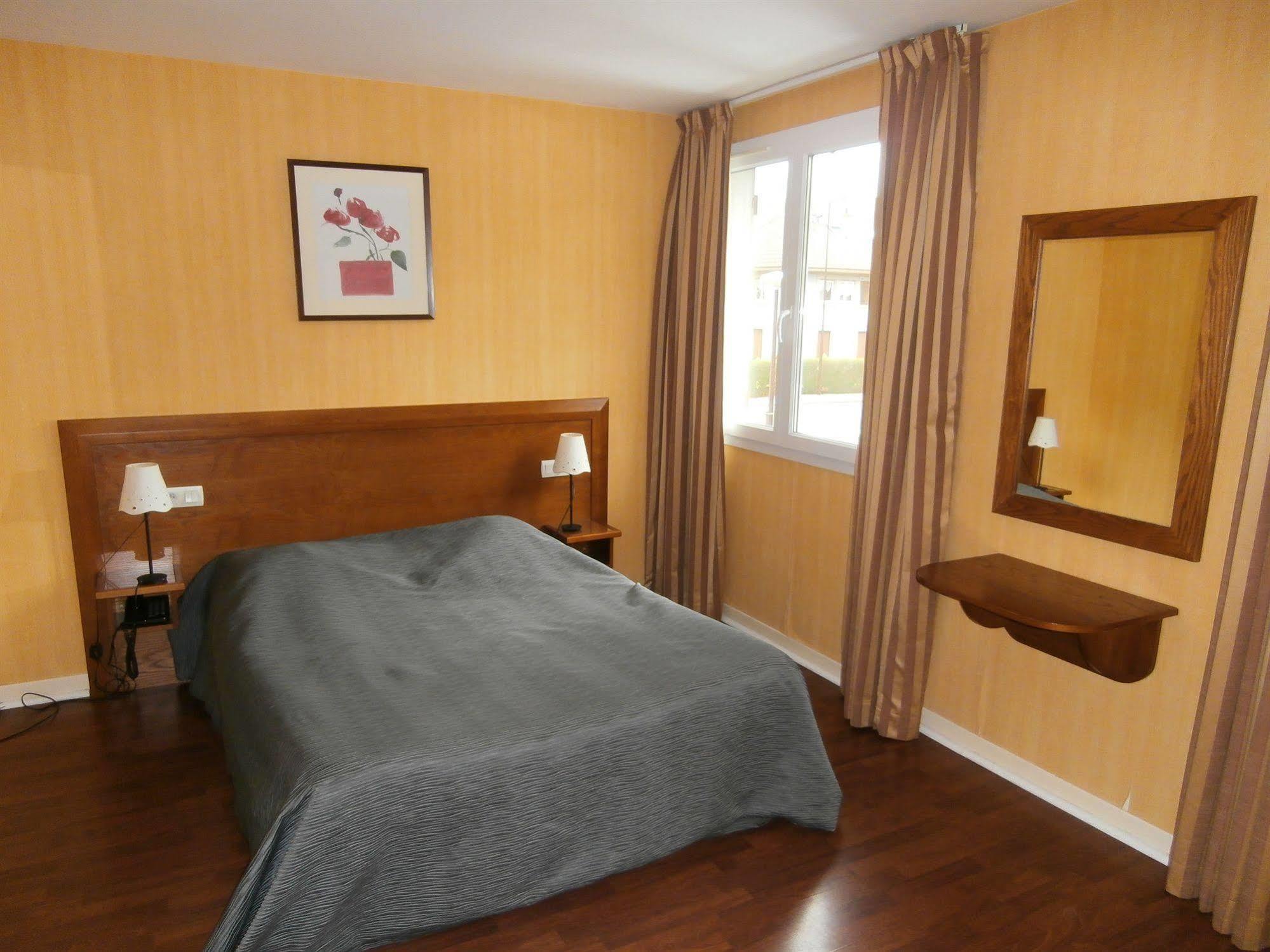 Hotel De La Paix Gerardmer Luaran gambar